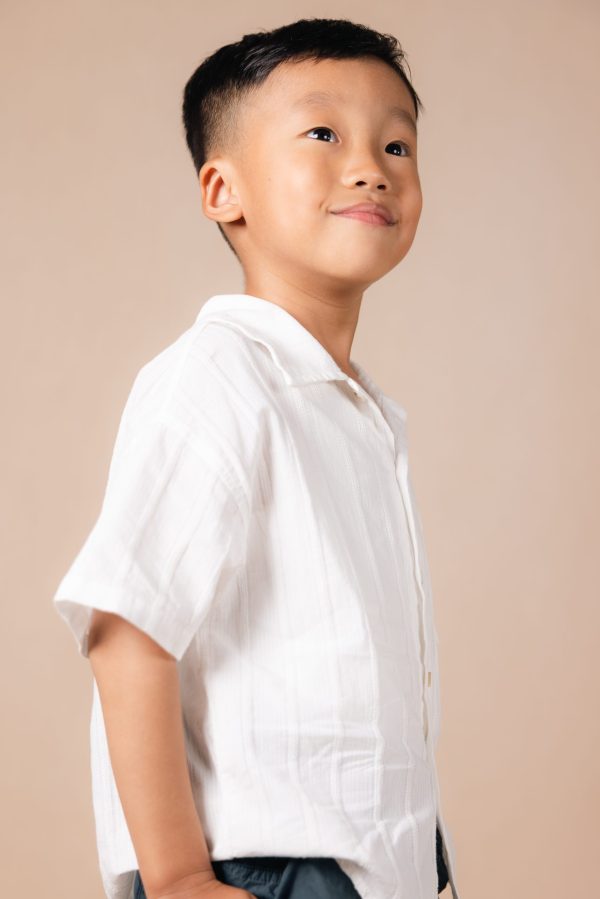 Boy's Textured White Short-Sleeve Shirt